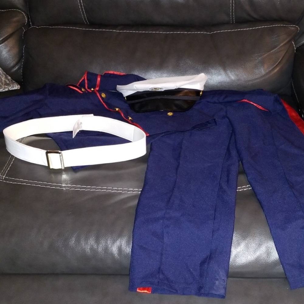 Costume